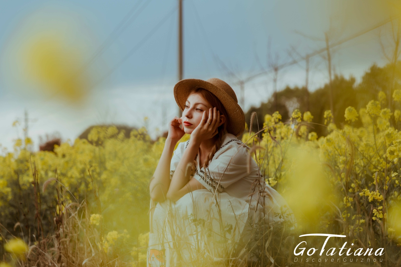 Go with Tatiana｜花开了！快来贵州找寻春天的踪迹 Embrace Guizhou's Sea of Cole Flowers in Spring