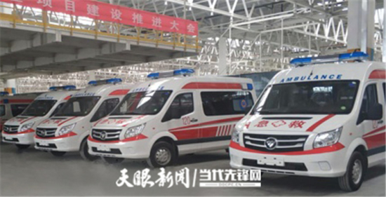 贵州长江汽车有限公司研发制造的负压救护车（长江汽车有限公司供图）.jpg