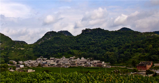 云峰八寨位于贵州省安顺市西秀区140840.jpg